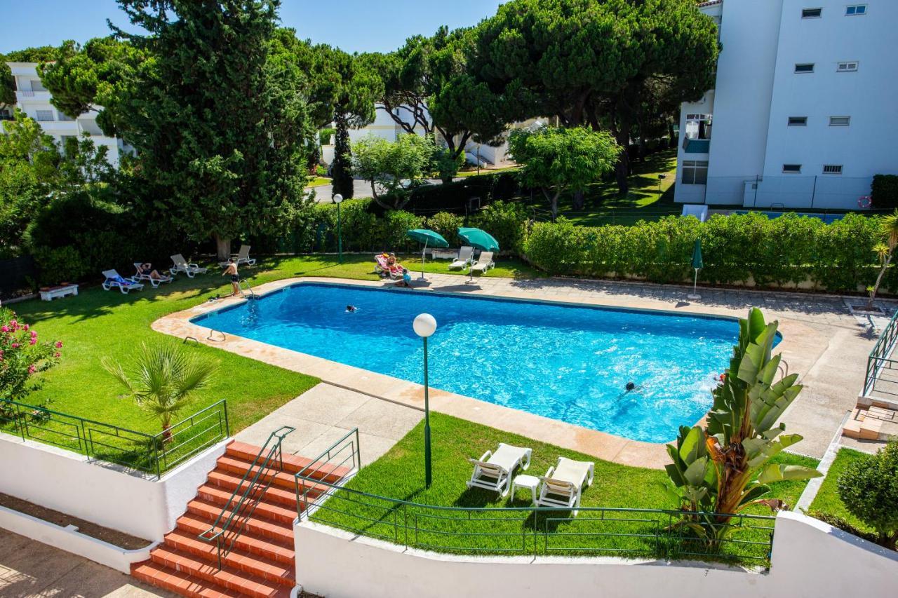 Apartmán Host Wise - Bright Cozy Flats W Terrace & Pool Quarteira Exteriér fotografie