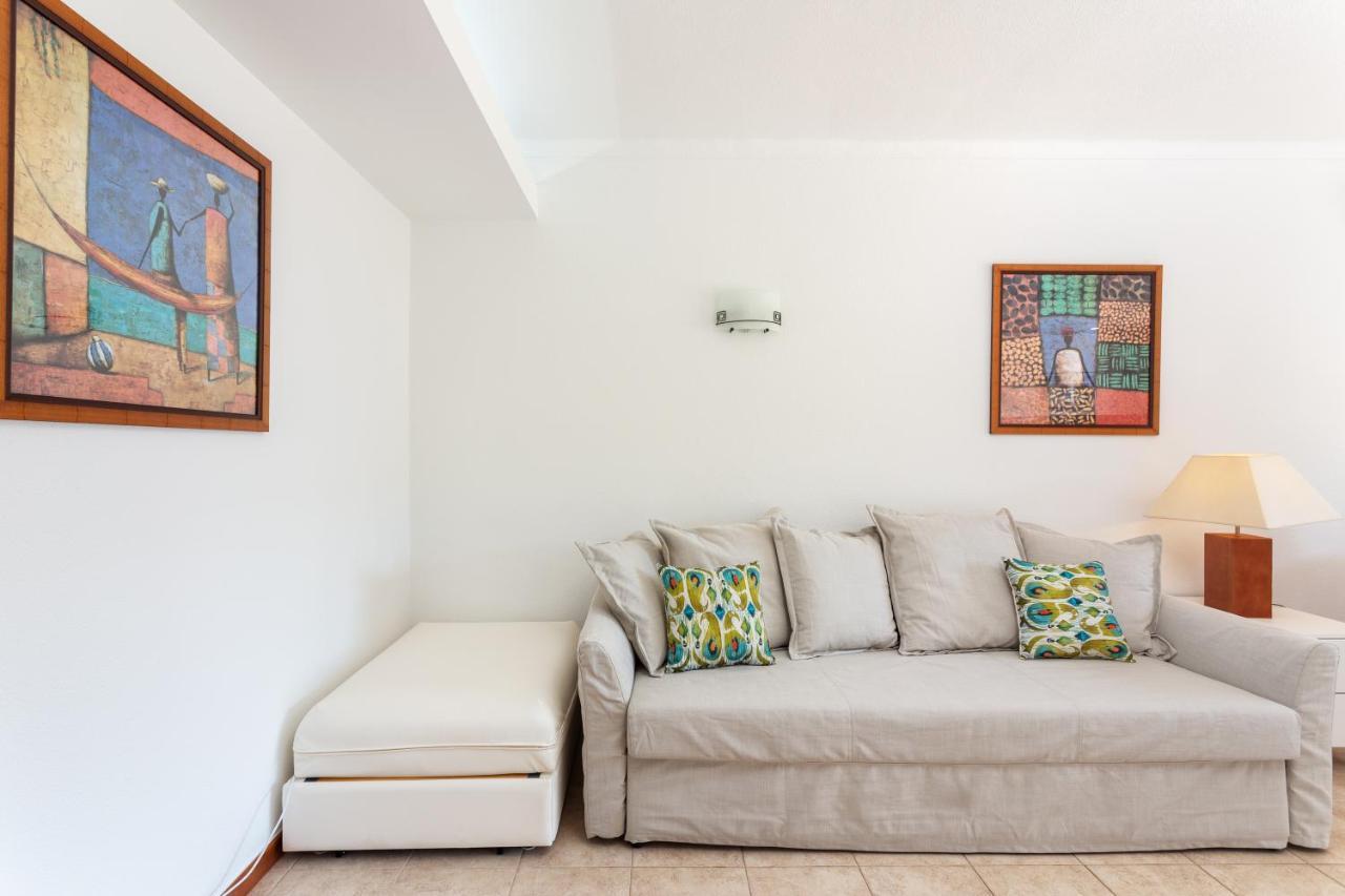 Apartmán Host Wise - Bright Cozy Flats W Terrace & Pool Quarteira Exteriér fotografie
