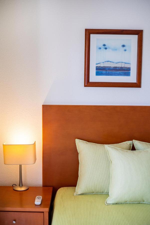 Apartmán Host Wise - Bright Cozy Flats W Terrace & Pool Quarteira Exteriér fotografie