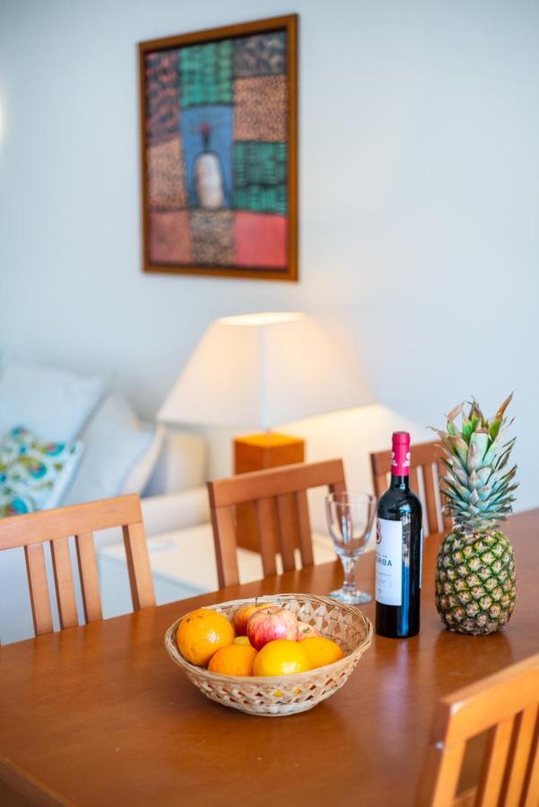 Apartmán Host Wise - Bright Cozy Flats W Terrace & Pool Quarteira Exteriér fotografie