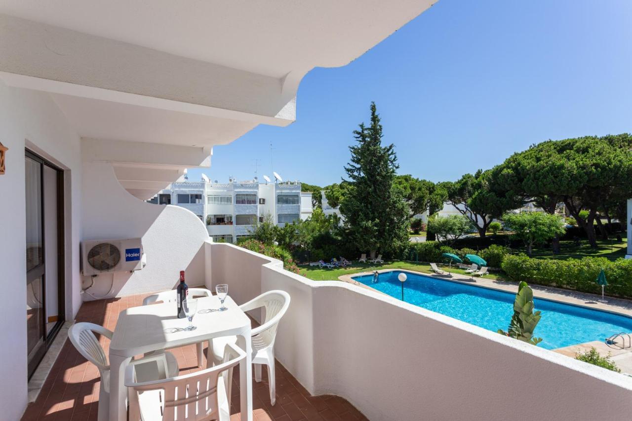 Apartmán Host Wise - Bright Cozy Flats W Terrace & Pool Quarteira Exteriér fotografie