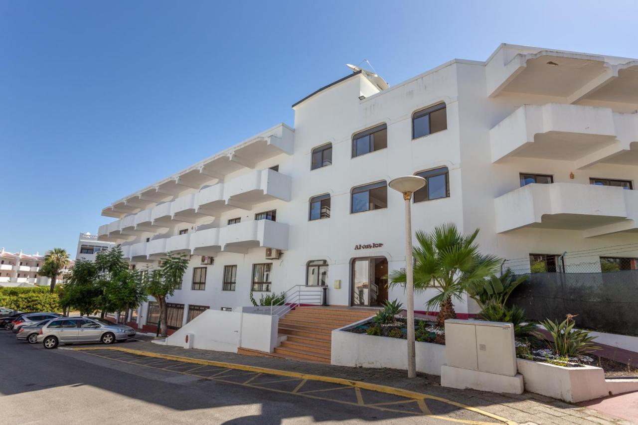 Apartmán Host Wise - Bright Cozy Flats W Terrace & Pool Quarteira Exteriér fotografie
