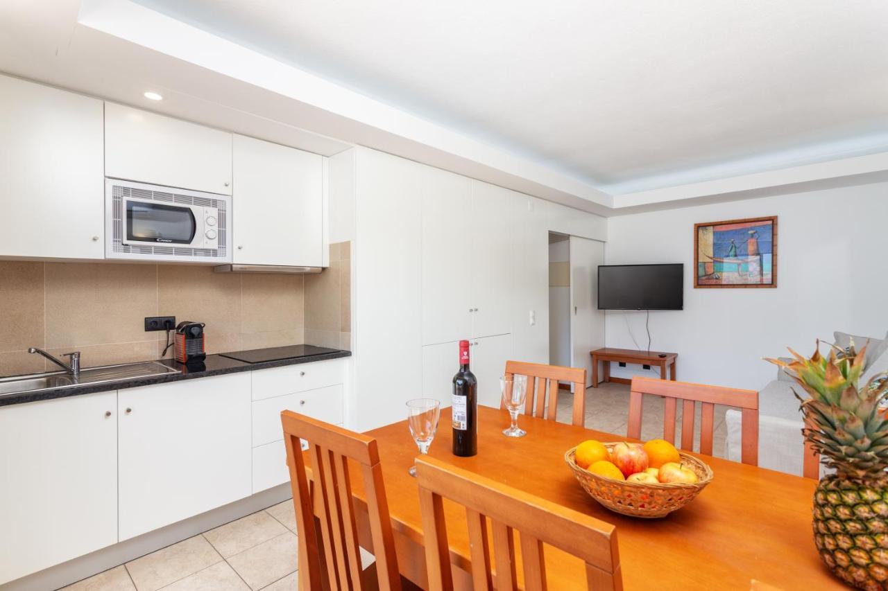 Apartmán Host Wise - Bright Cozy Flats W Terrace & Pool Quarteira Exteriér fotografie