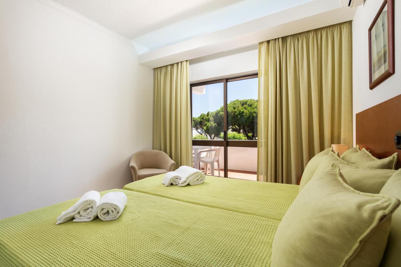 Apartmán Host Wise - Bright Cozy Flats W Terrace & Pool Quarteira Exteriér fotografie